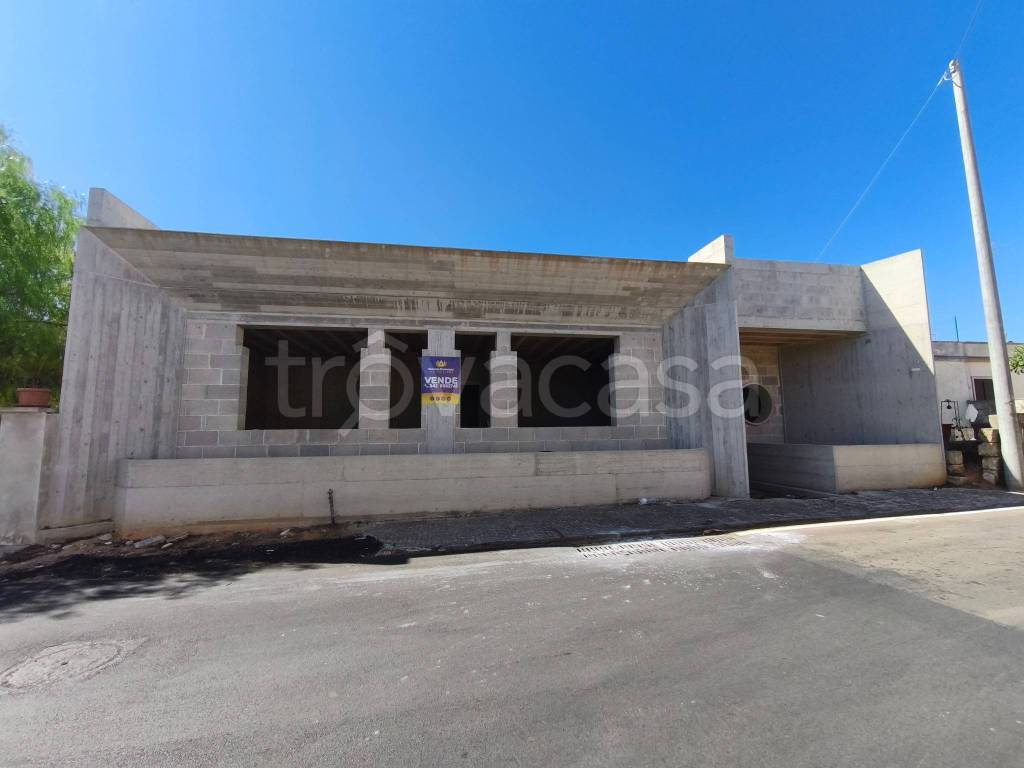 casa indipendente in vendita a Presicce-Acquarica