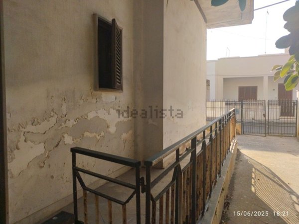 casa indipendente in vendita a Presicce-Acquarica in zona Presicce