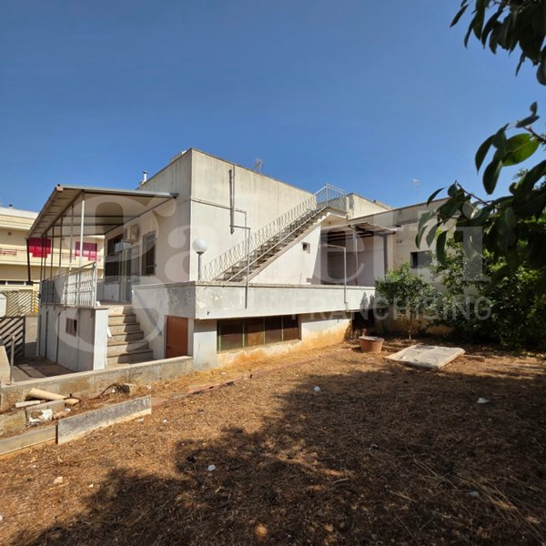 casa indipendente in vendita a Presicce-Acquarica