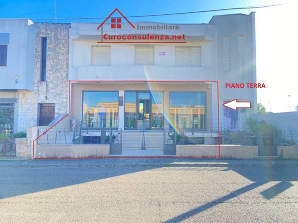 negozio in vendita a Presicce-Acquarica