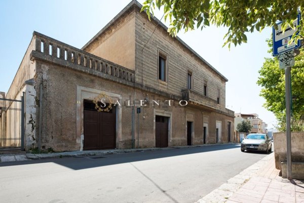 casa indipendente in vendita a Presicce-Acquarica in zona Presicce