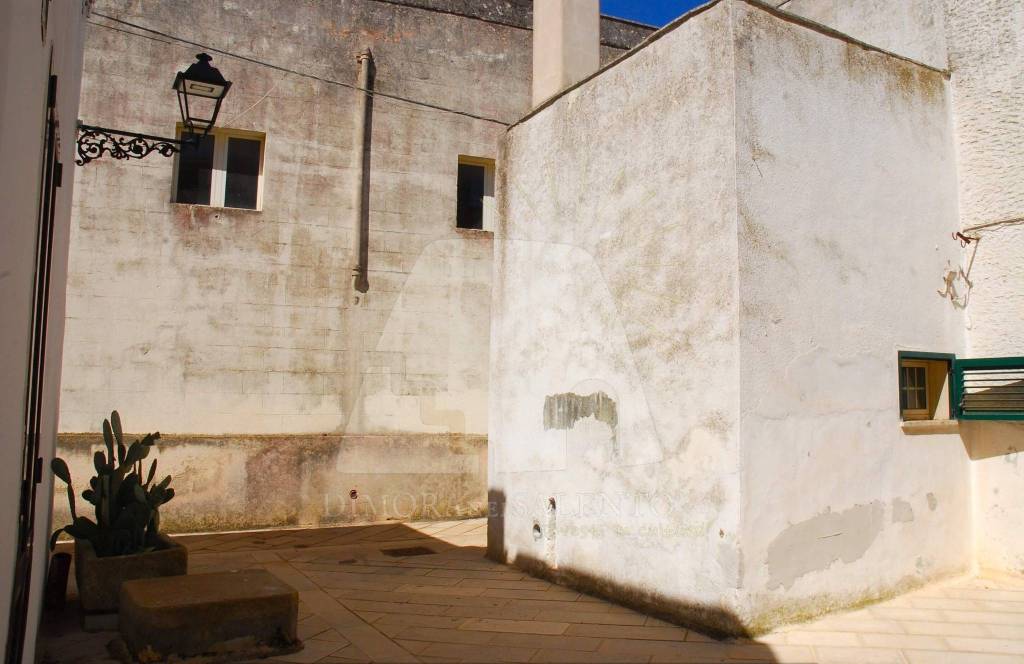 casa indipendente in vendita a Presicce-Acquarica in zona Presicce