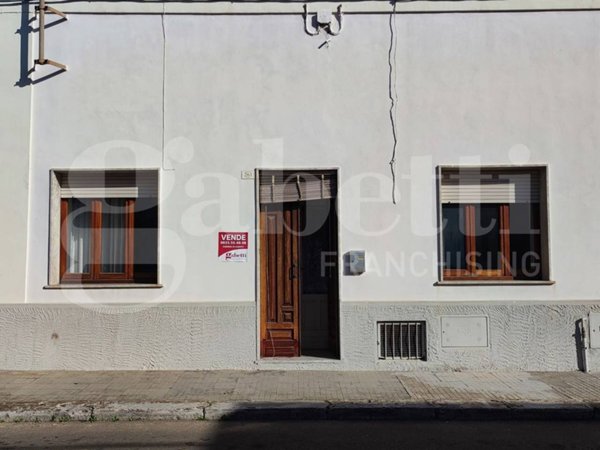casa indipendente in vendita a Presicce-Acquarica in zona Presicce