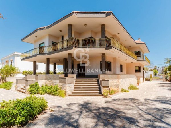 casa indipendente in vendita a Presicce-Acquarica in zona Presicce