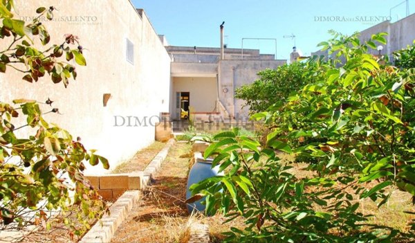 pentavano in vendita a Presicce-Acquarica