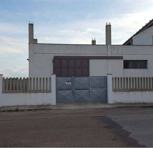 locale commerciale in vendita a Presicce-Acquarica in zona Presicce