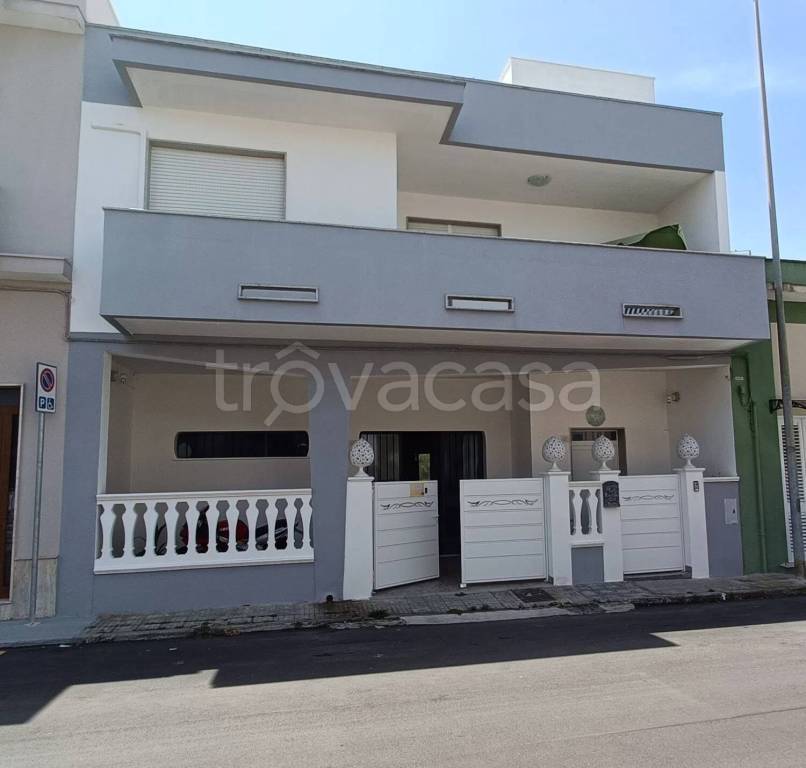 casa indipendente in vendita a Presicce-Acquarica