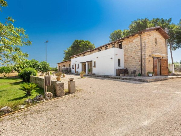 casa indipendente in vendita a Presicce-Acquarica