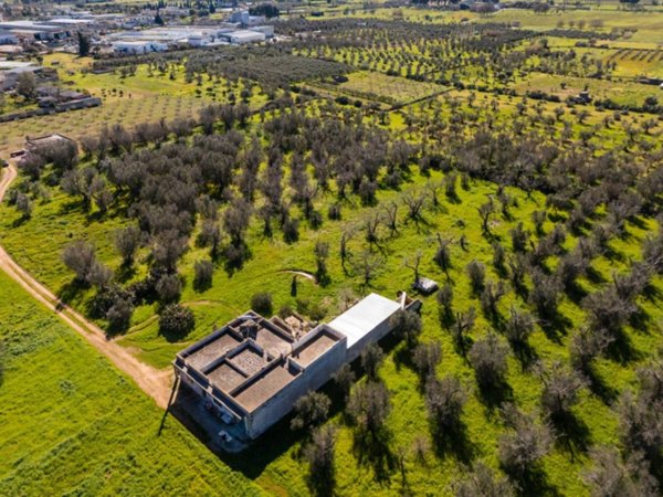 casa indipendente in vendita a Presicce-Acquarica in zona Acquarica del Capo