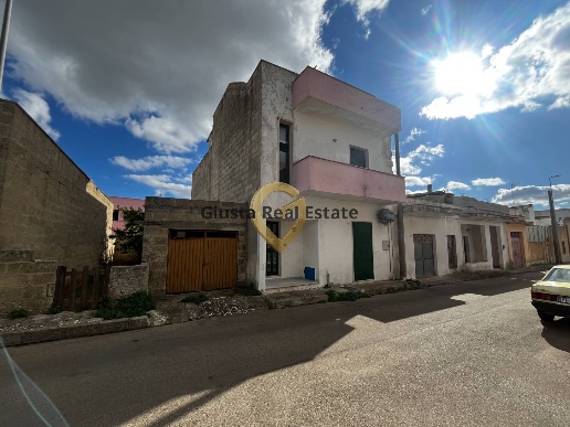 appartamento in vendita a Presicce-Acquarica in zona Presicce