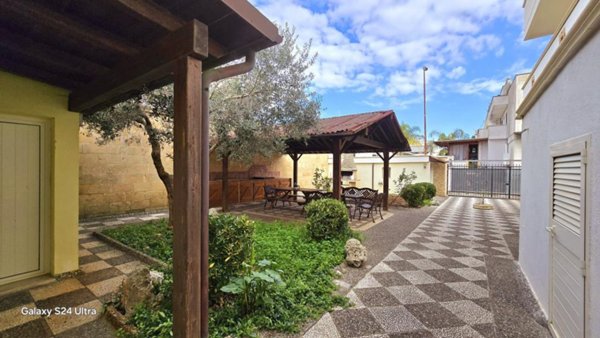 casa indipendente in vendita a Presicce-Acquarica in zona Presicce