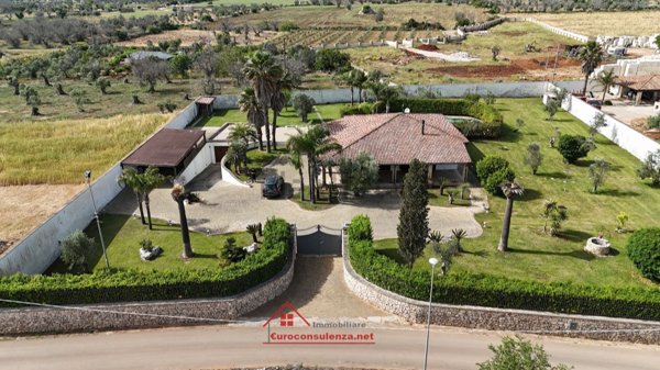 casa indipendente in vendita a Presicce-Acquarica