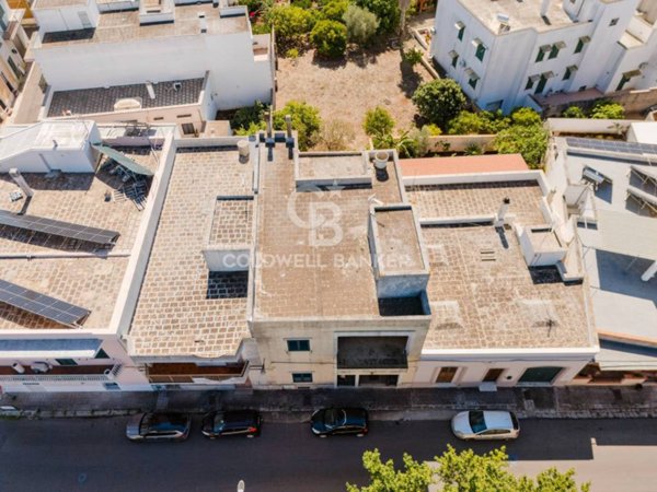 casa indipendente in vendita a Presicce-Acquarica in zona Presicce