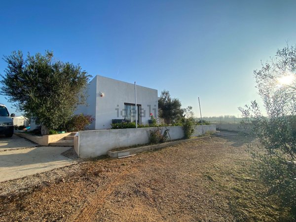 casa indipendente in vendita a Presicce-Acquarica in zona Presicce