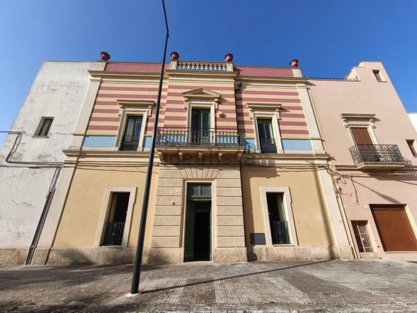 casa indipendente in vendita a Presicce-Acquarica in zona Presicce
