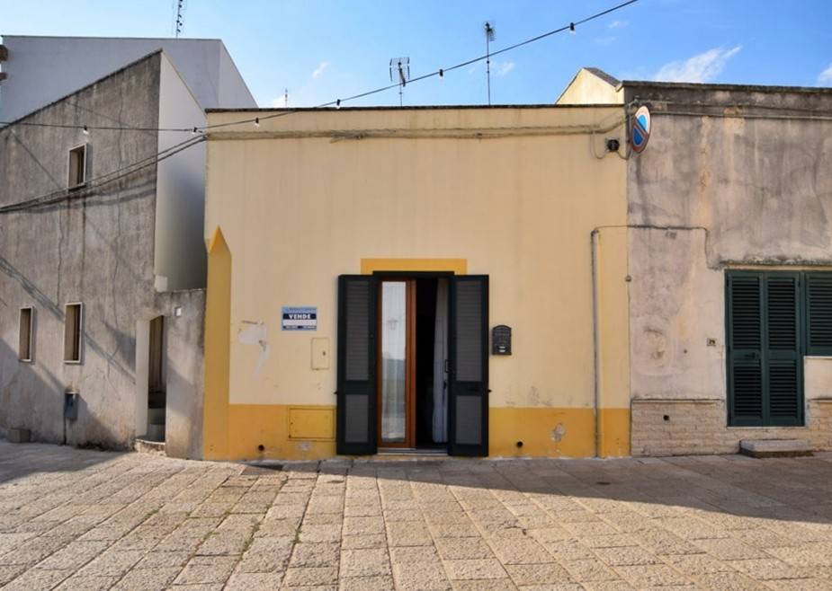 casa indipendente in vendita a Presicce-Acquarica in zona Acquarica del Capo