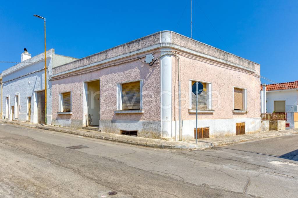 casa indipendente in vendita a Presicce-Acquarica in zona Presicce