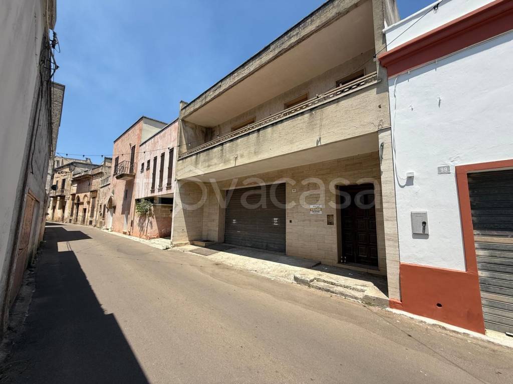 appartamento in vendita a Presicce-Acquarica in zona Acquarica del Capo