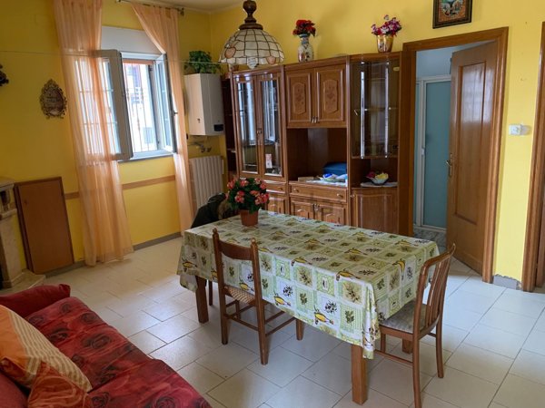 appartamento in vendita ad Atella