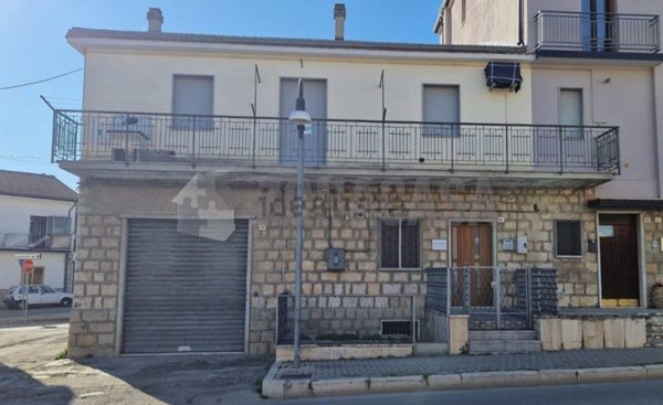 appartamento in vendita ad Atella