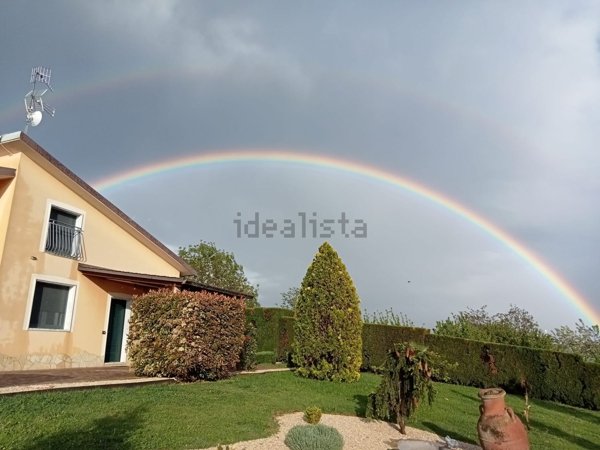 casa indipendente in vendita ad Atella