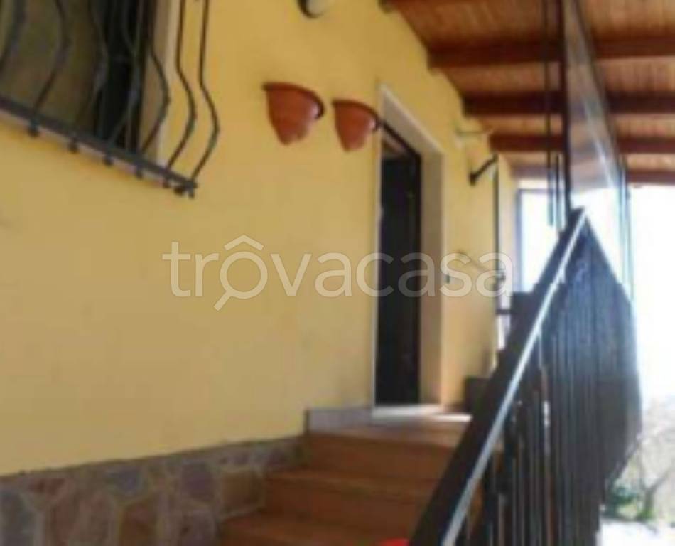 appartamento in vendita ad Avigliano in zona Sant'Angelo