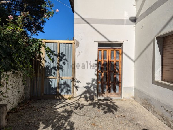 casa indipendente in vendita ad Avigliano