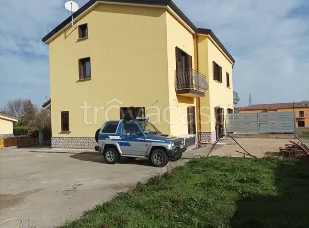 casa indipendente in vendita ad Avigliano