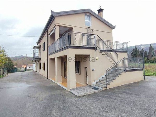 casa indipendente in vendita a Baragiano