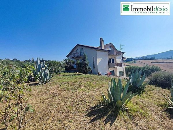 casa indipendente in vendita a Baragiano