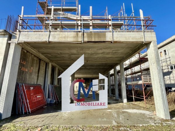 intera palazzina in vendita a Barile