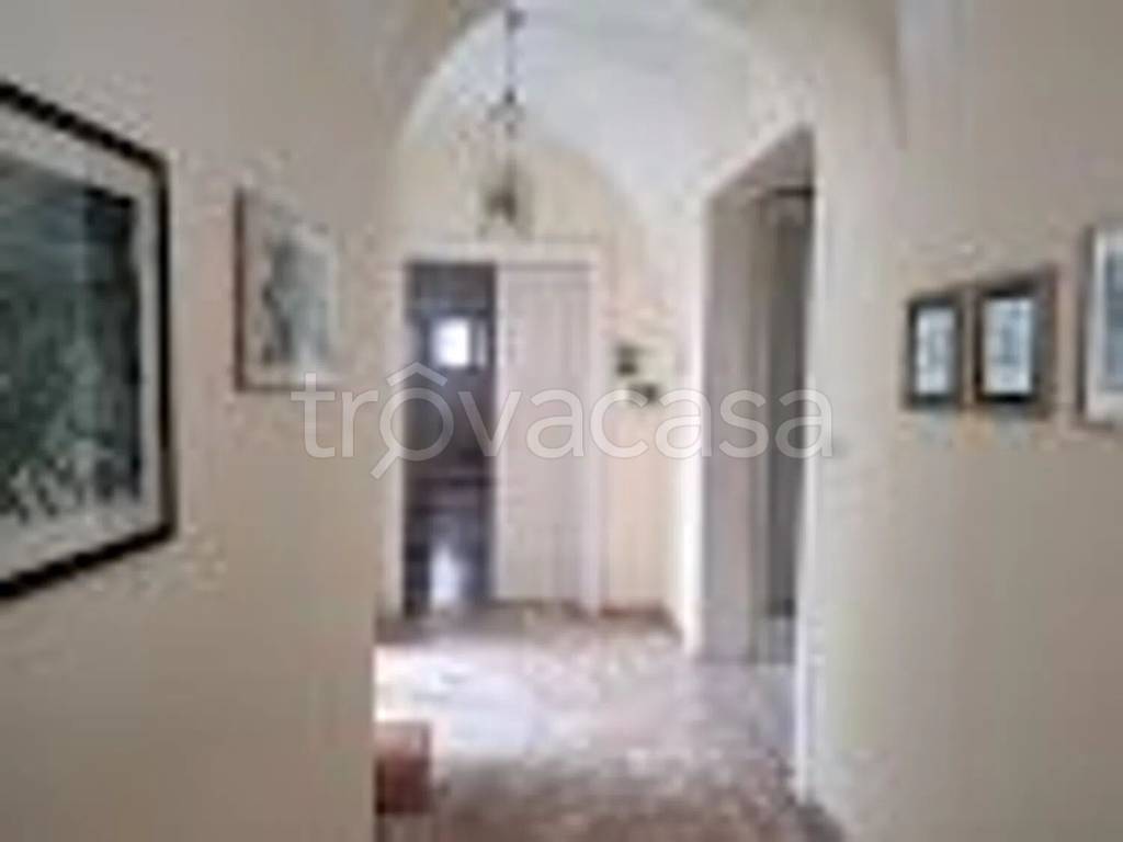 casa indipendente in vendita a Barile