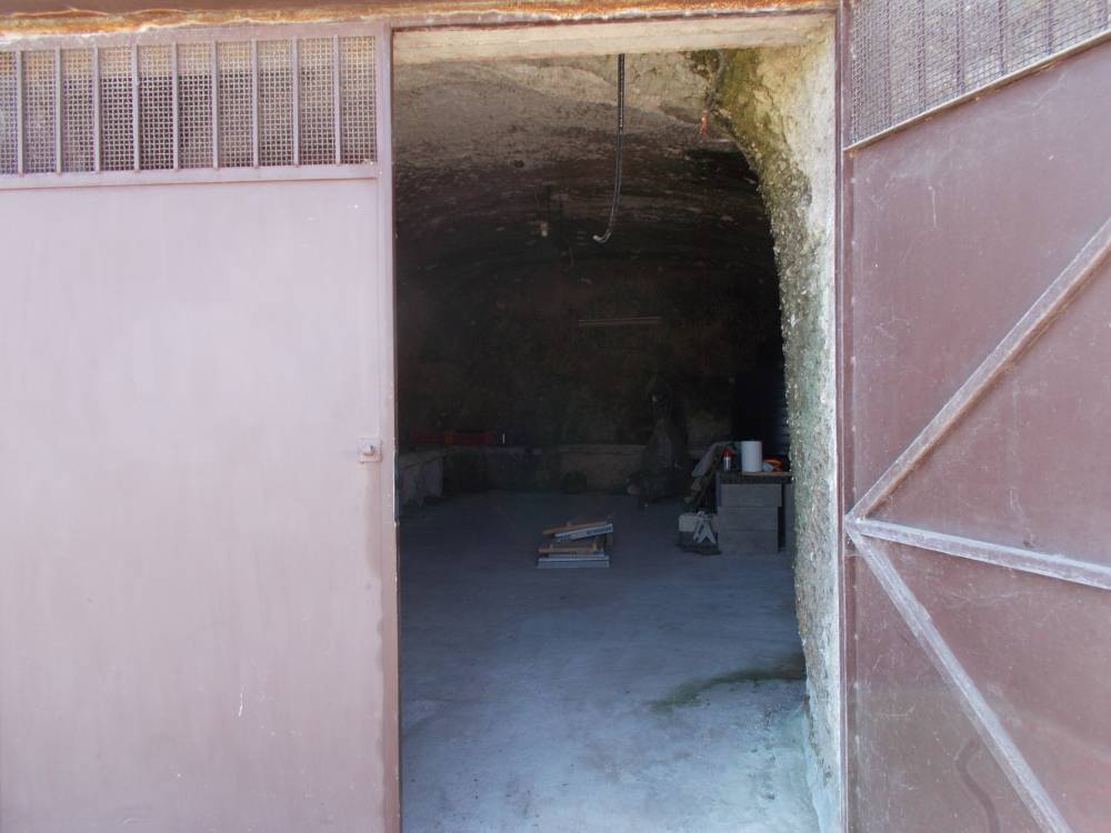 box auto in vendita a Barile