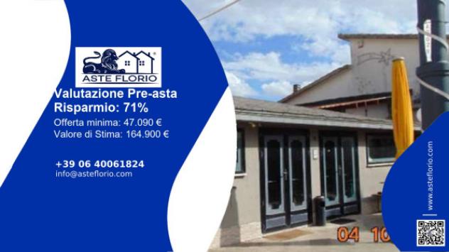 negozio in vendita a Bella in zona Sant'Antonio Casalini