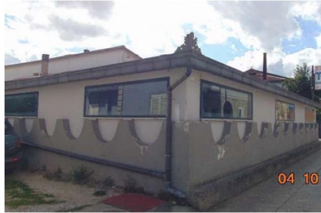 negozio in vendita a Bella in zona Sant'Antonio Casalini