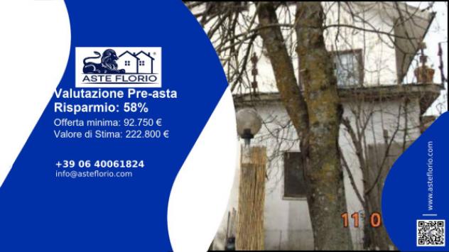 negozio in vendita a Bella in zona Sant'Antonio Casalini