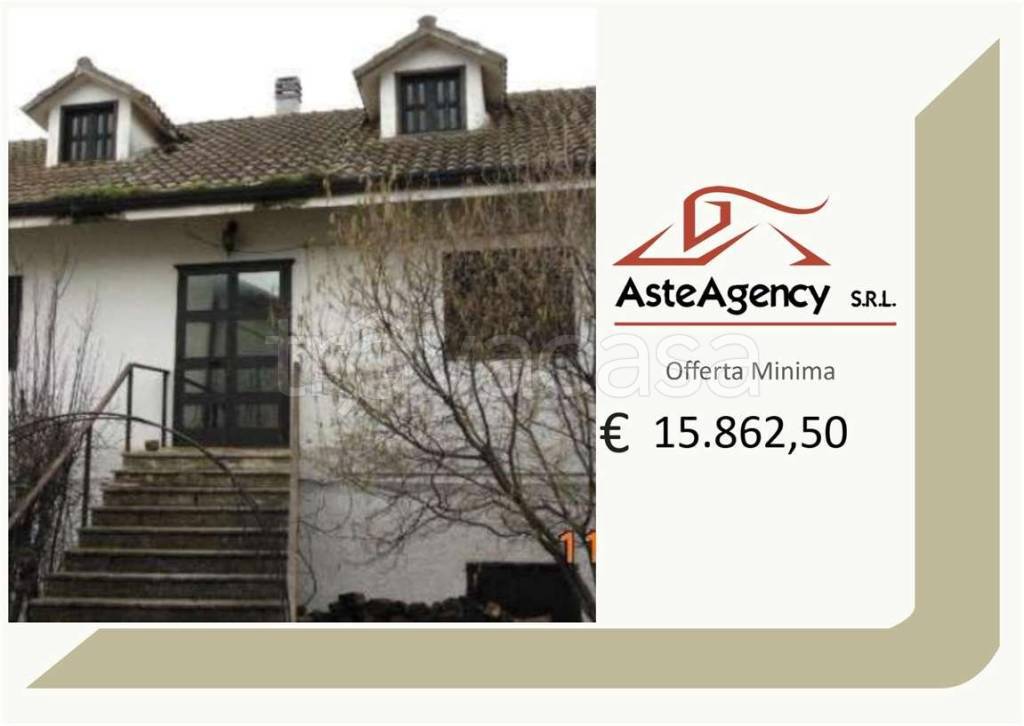 appartamento in vendita a Bella in zona Sant'Antonio Casalini