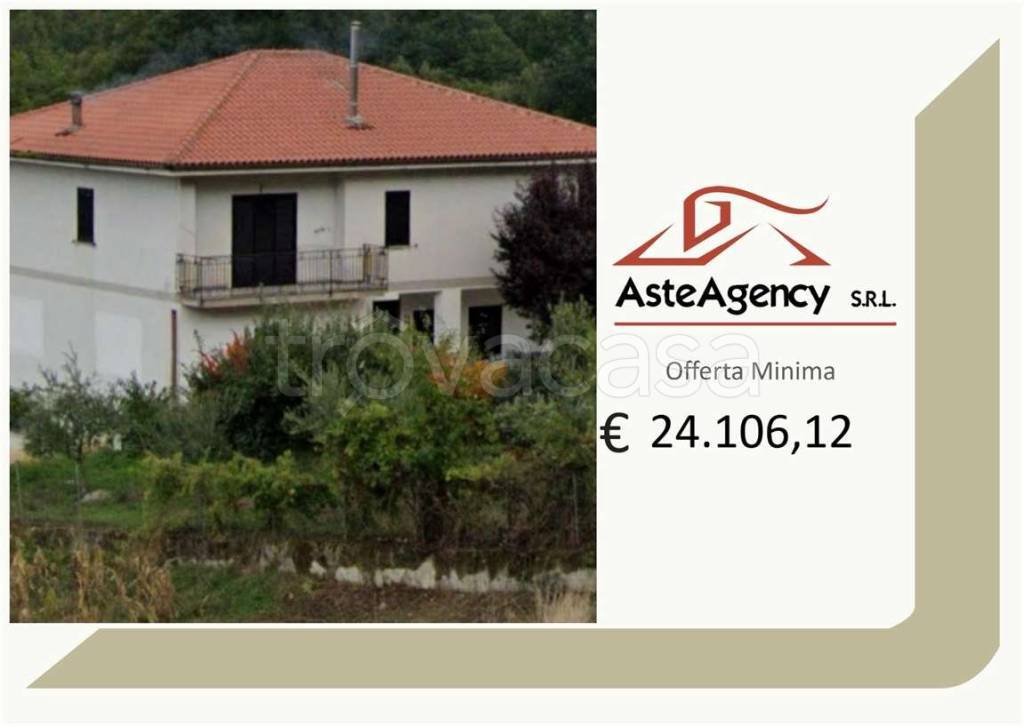 casa indipendente in vendita a Brienza