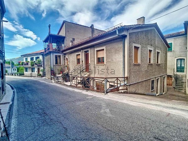 appartamento in vendita a Castelgrande