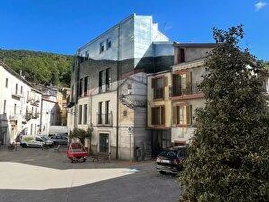 appartamento in vendita a Castelluccio Inferiore