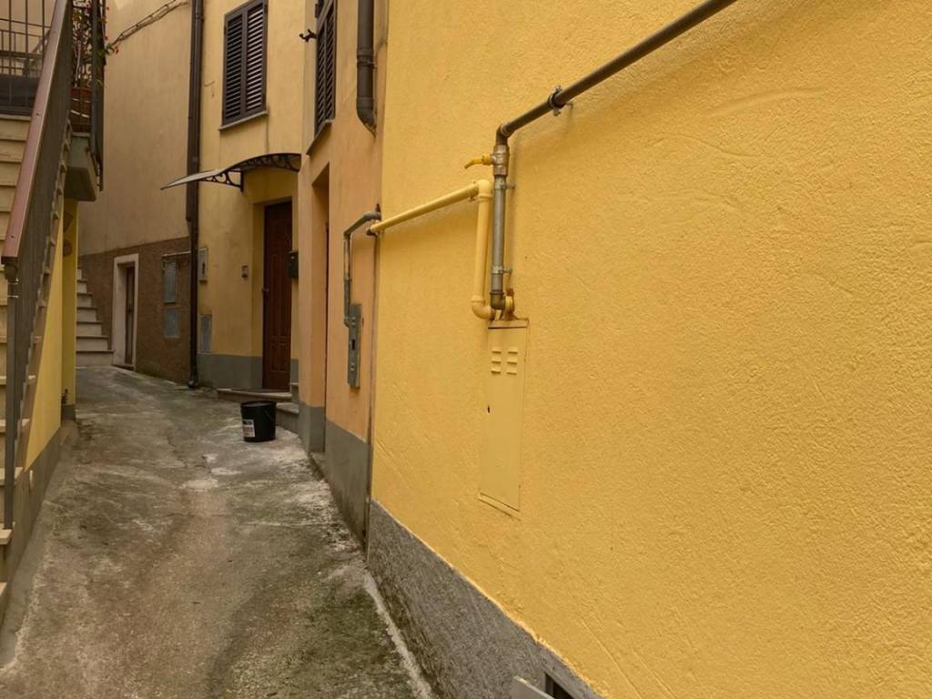 appartamento in vendita a Castelluccio Inferiore