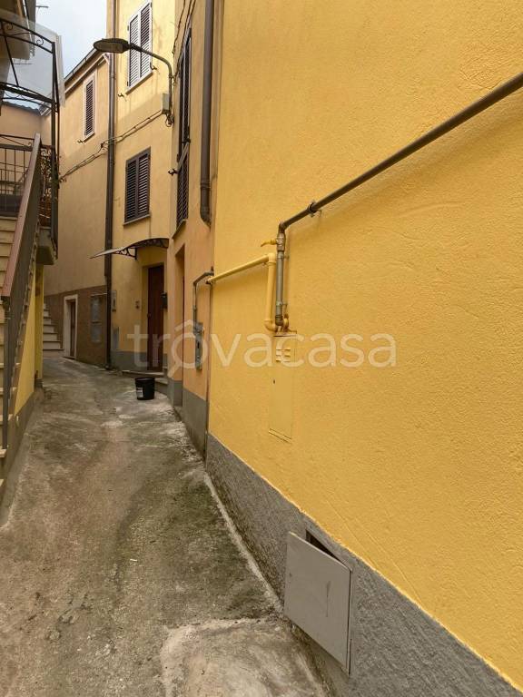 appartamento in vendita a Castelluccio Inferiore