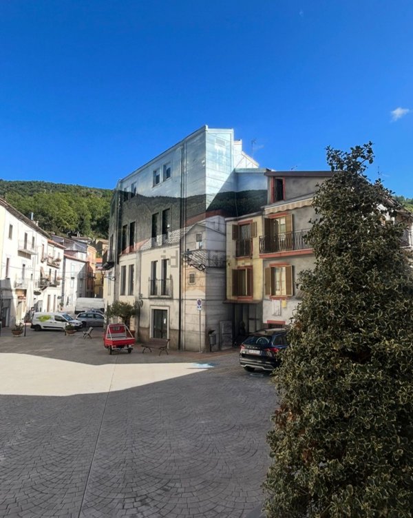 pentavano in vendita a Castelluccio Inferiore