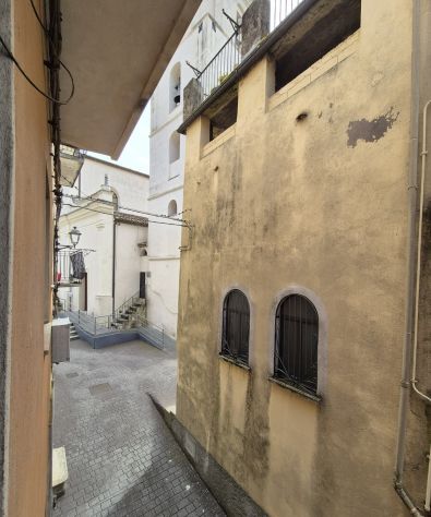 casa indipendente in vendita a Castelluccio Inferiore