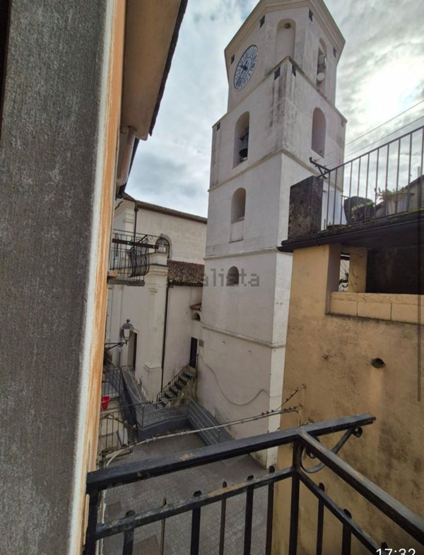 quadrivano in vendita a Castelluccio Inferiore