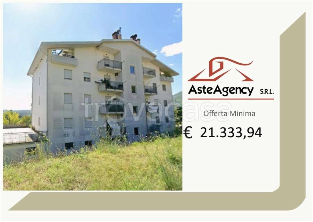 appartamento in vendita a Castelluccio Inferiore