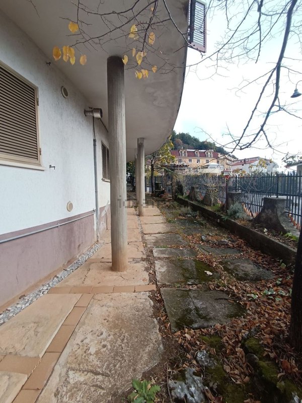 appartamento in vendita a Castelluccio Superiore