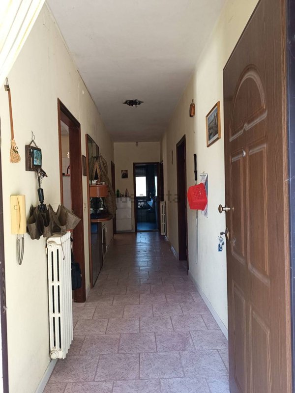 casa indipendente in vendita a Castelsaraceno in zona Frusci