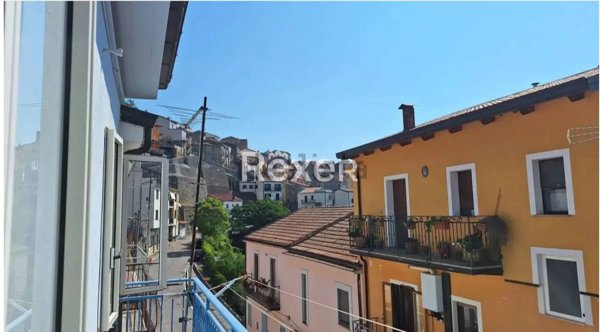 casa indipendente in vendita a Chiaromonte in zona Largo di Mezzo