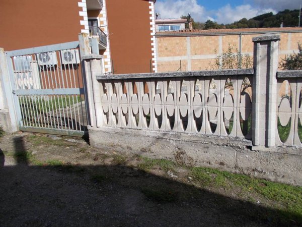 casa indipendente in vendita a Filiano in zona Scalera